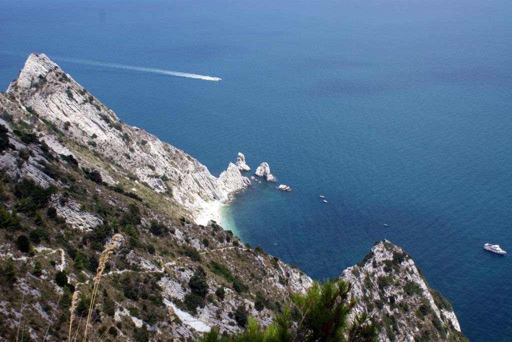 Le Due Sorelle — Sirolo